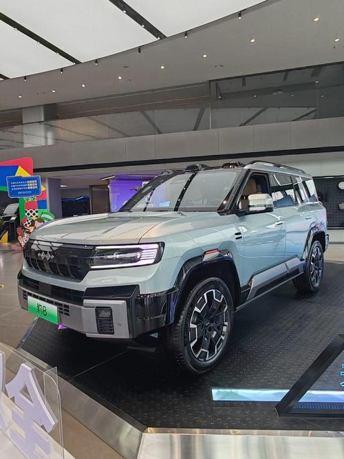 东莞57比亚迪方程豹硬派越野的爆款，英菲尼迪35周年与你共成长